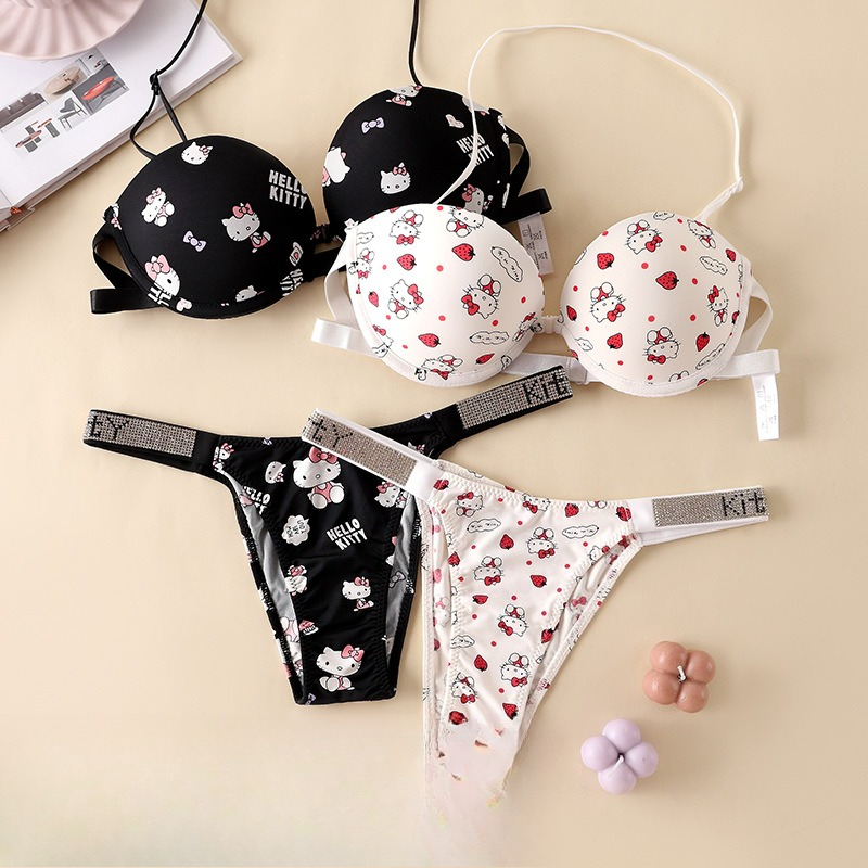 Summer Quotes - Hello Kitty Neues Cartoon-Set: Trägerloser BH