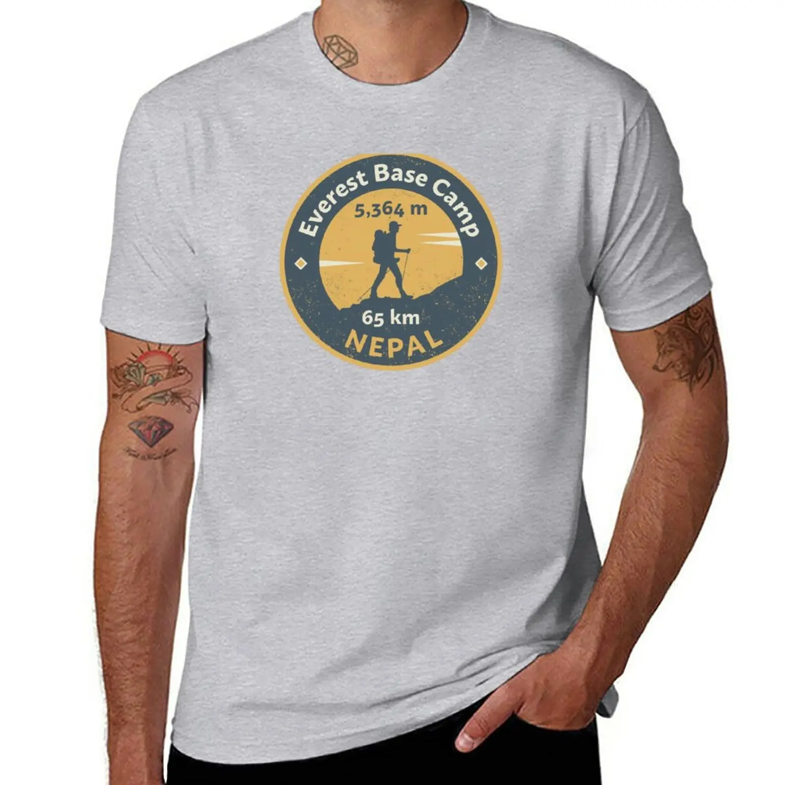 Rundhals ausschnitt Kurzarm T- – Summer Everest Clothing Bewertung und Preis