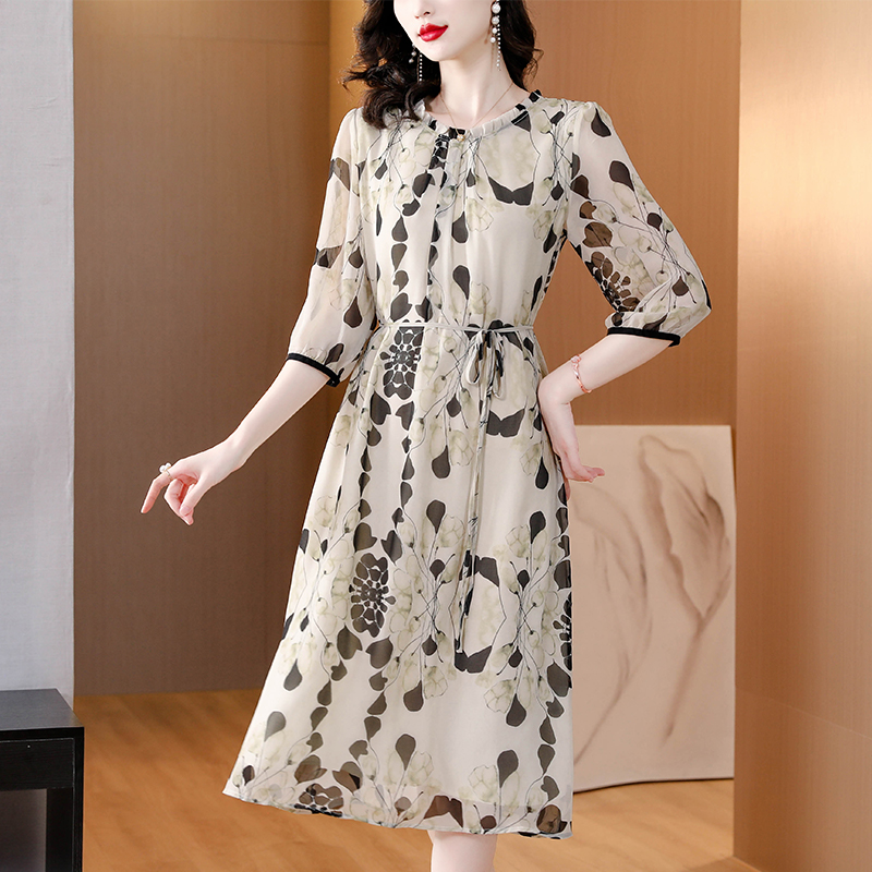 Sommerliches florales weißes S – Sundress Midi Floral Bewertung und Preis